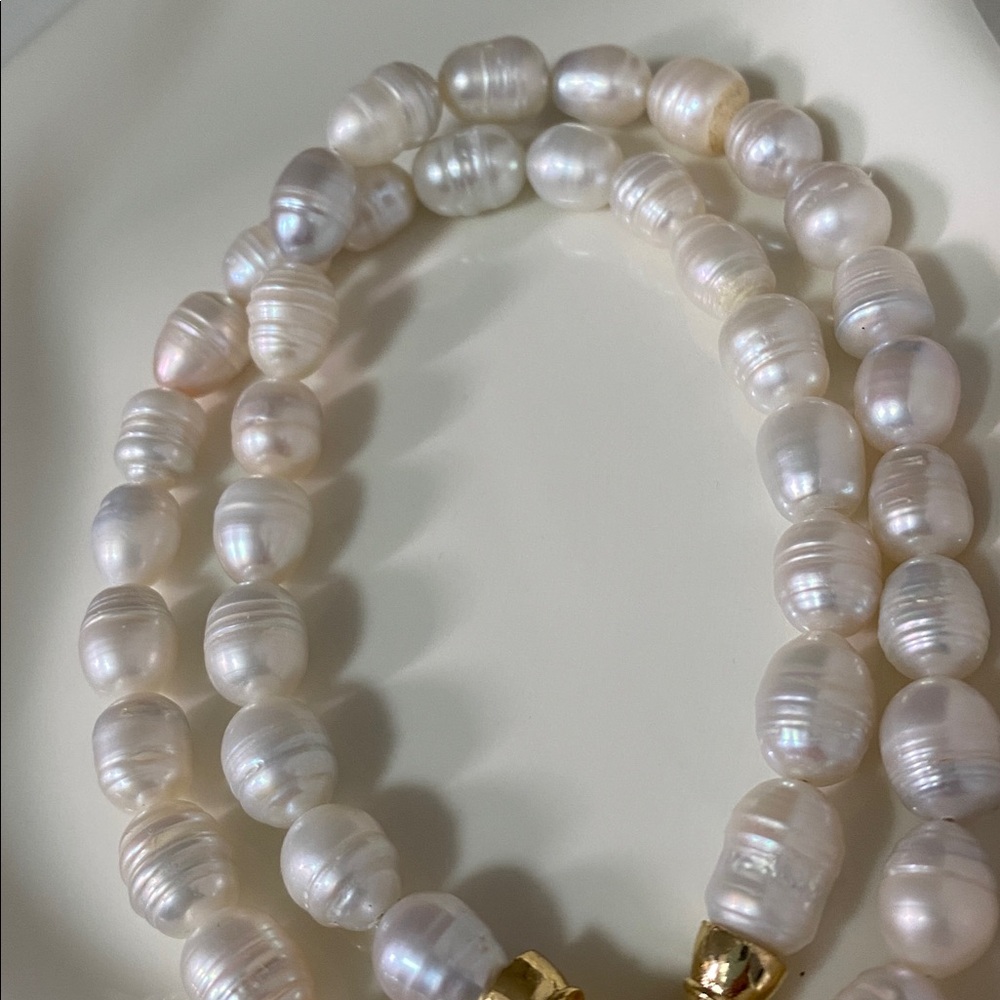 Freshwater Pearl Necklace | White Pearl Strand | Classic Elegant Jewelry - Picture 3 of 3
